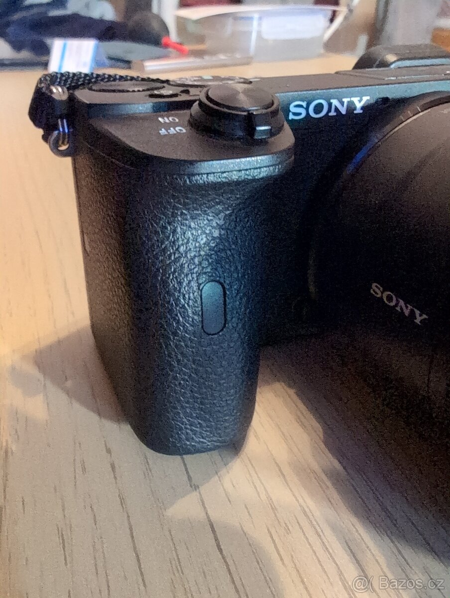 Sony A6600 + 18-135 mm v záruce - 5