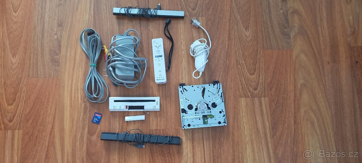 Prodám příslušenství Nintendo Wii - 5