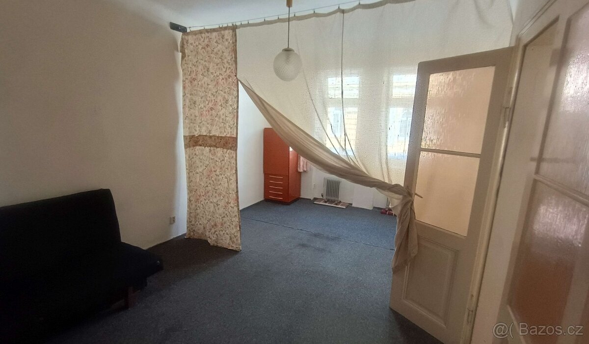 Pronájem 1+1 České Budějovice, Skuherského na Pražském předm - 5