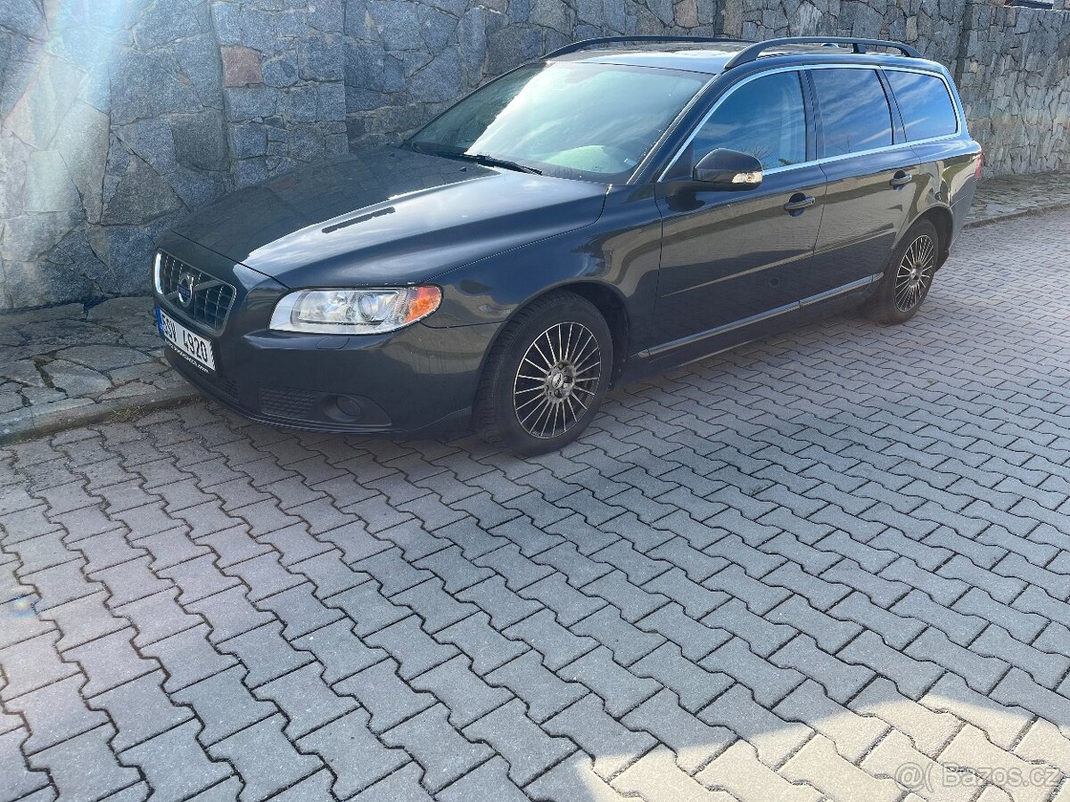 Volvo V70 2010 XENONY KŮŽE NAVIGACE - 5