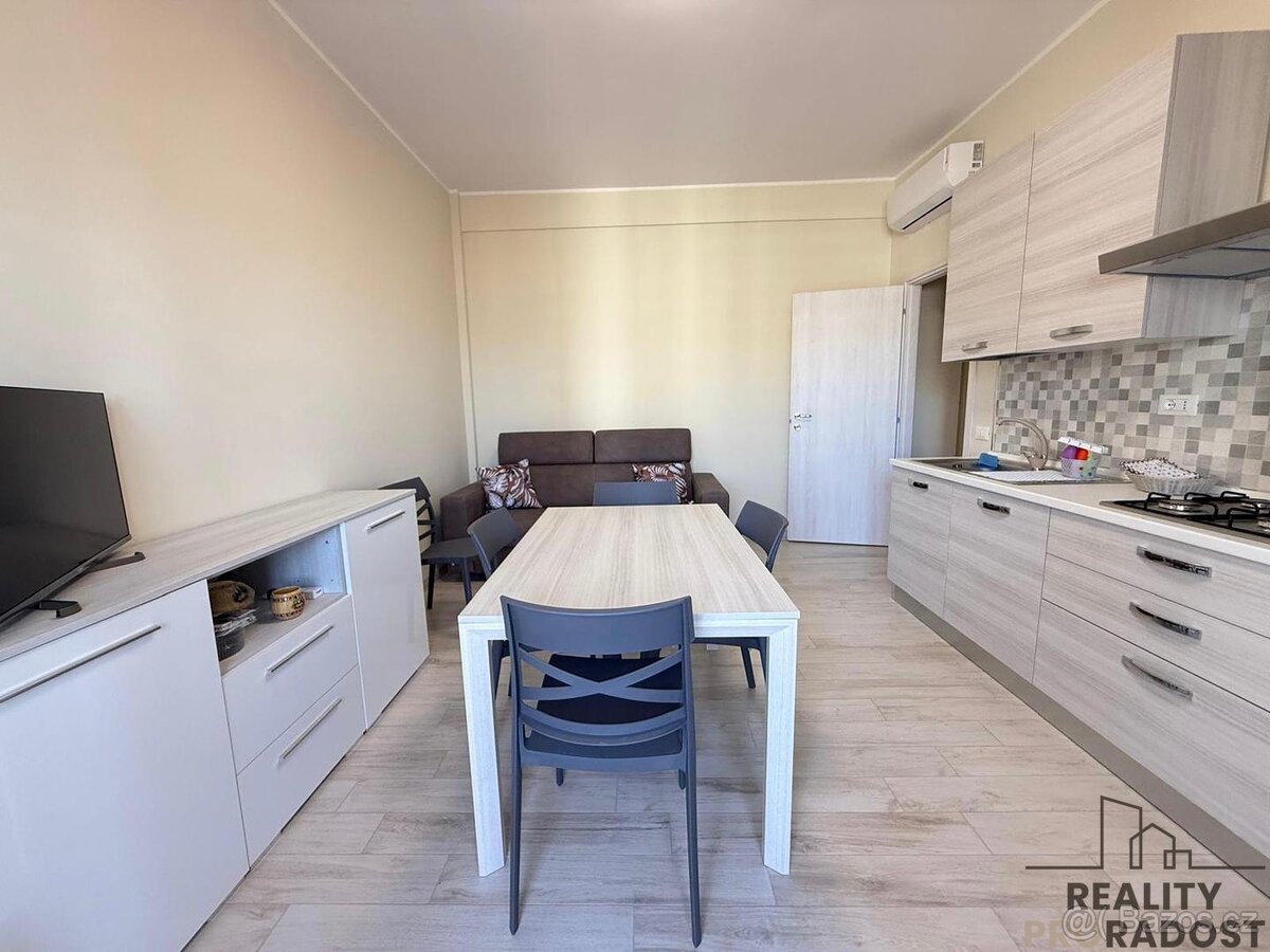 Moderní 4+kk apartmán s terasou – Viale Europa 70, Montesilv - 5