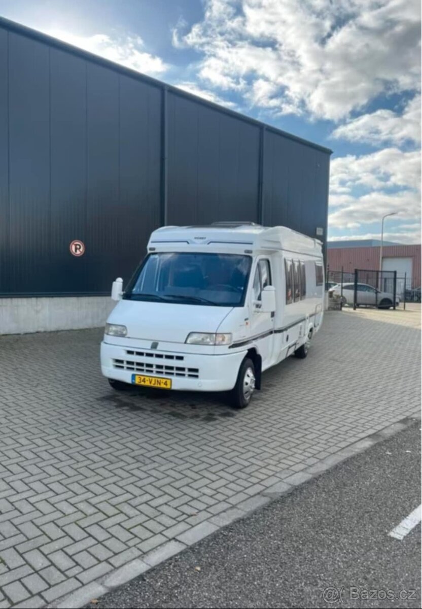 Fiat Ducato Hobby, Tažné , velká francouzská postel - 5