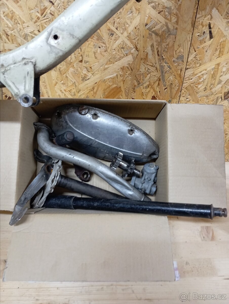 Jawa pionýr 21/555 - 5