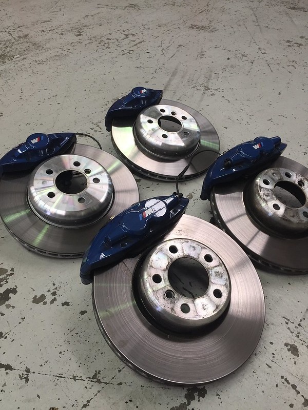 BMW M PERFORMANCE TŘMENY VELKA SADA - 5