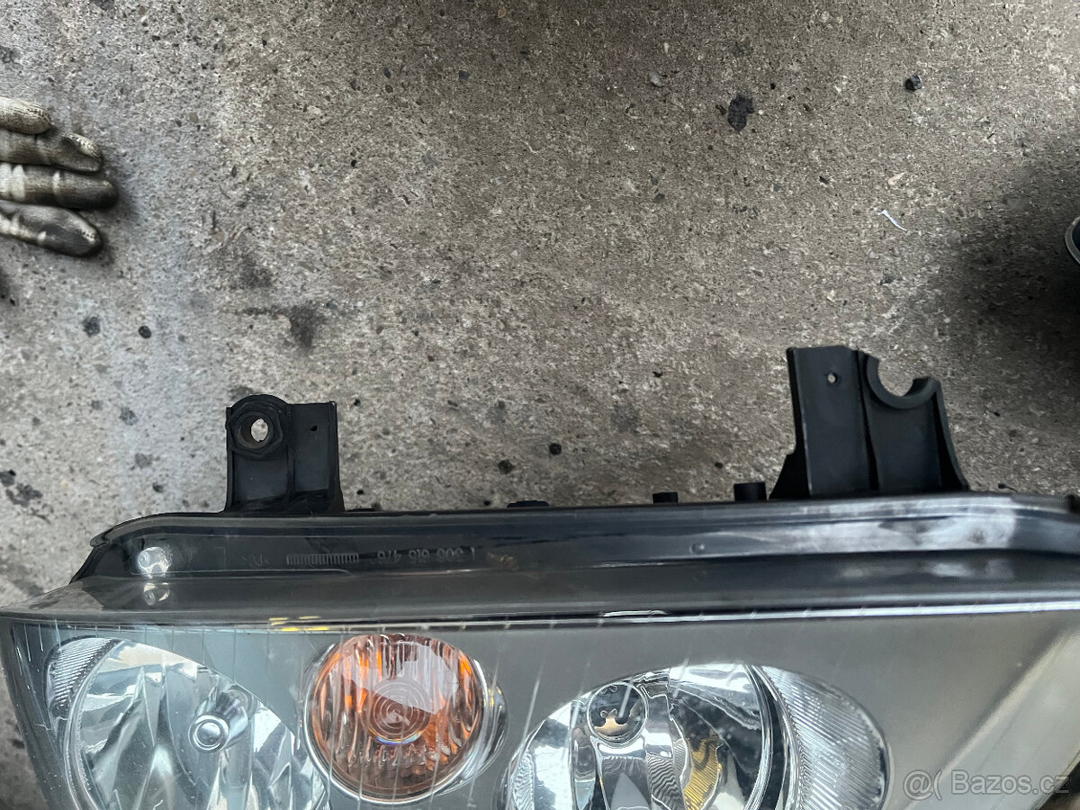 Světlomety Touran - 5