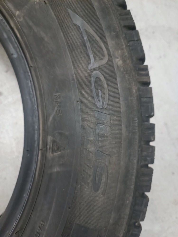 205/75 R16C Michelin zimní - 5