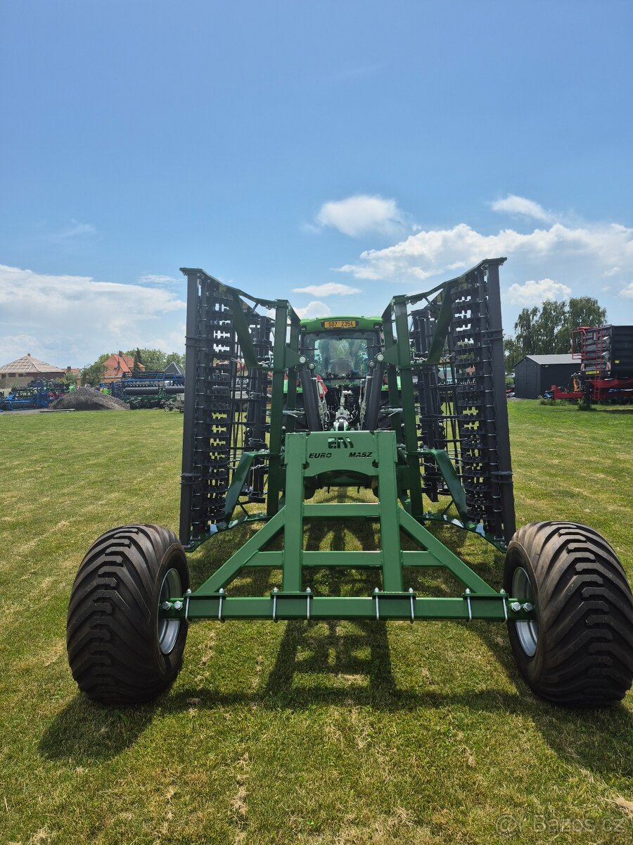 Prodám radličkový kompaktor AUC-H 400 - 5