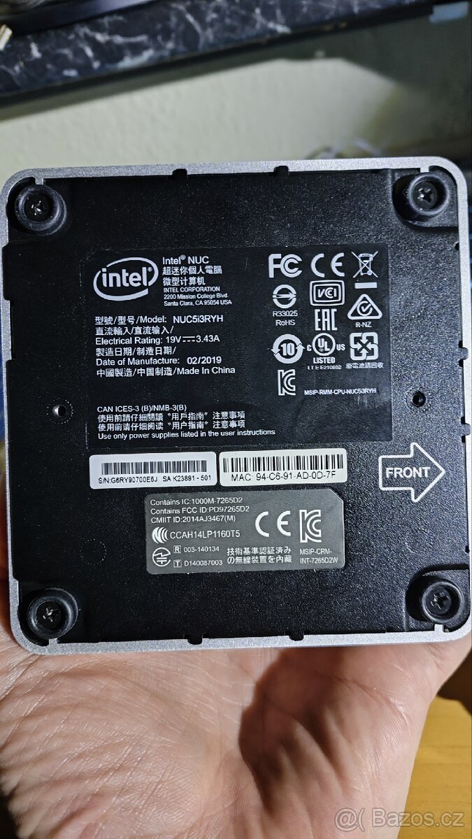 Intel Nuc i3/12Gb - 5