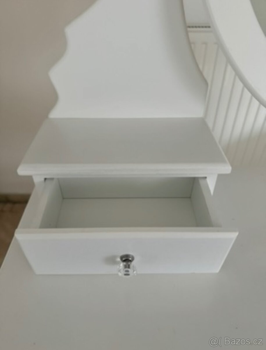 Kosmetický stolek pro slečnu - 5