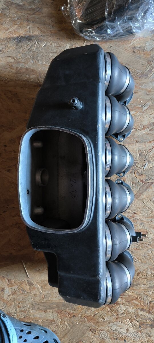 BMW M3 S50B30 sání - 5