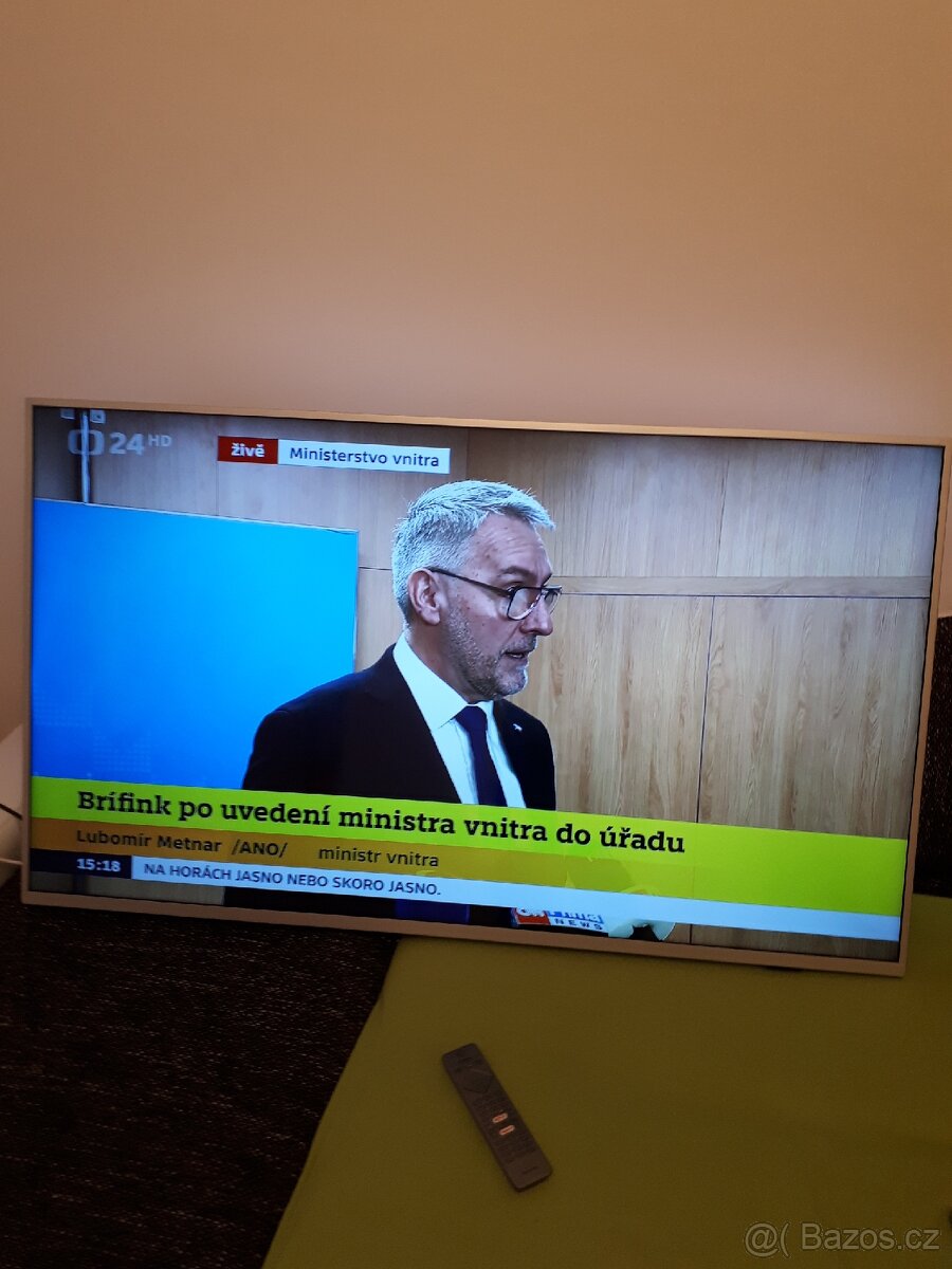 TV 4K UHD LED PHILIPS 55PUS7304/12 - 5