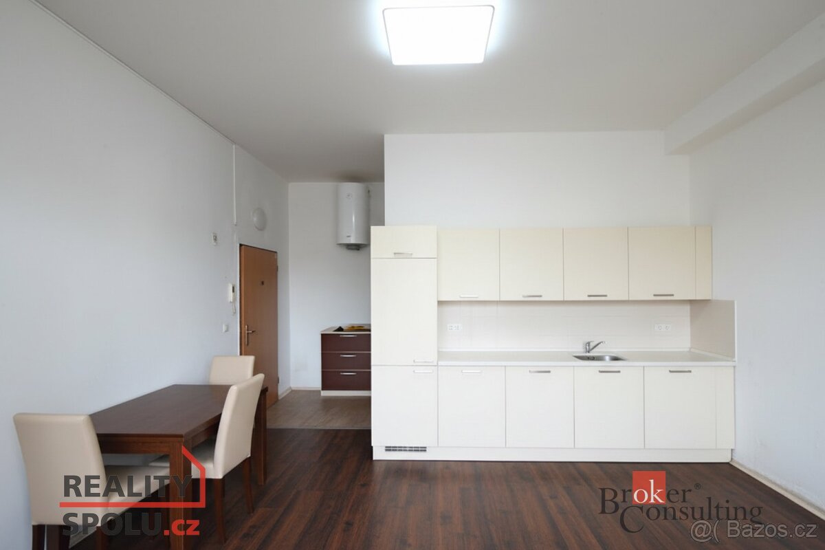 Prodej, komerční/činžovní dům, 300 m2, Dubická 973/40, 47001 - 5