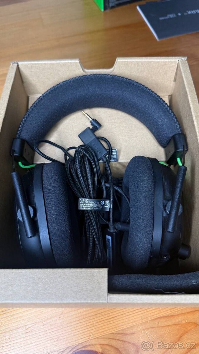 Herní sluchátka Razer BlackShark - 5