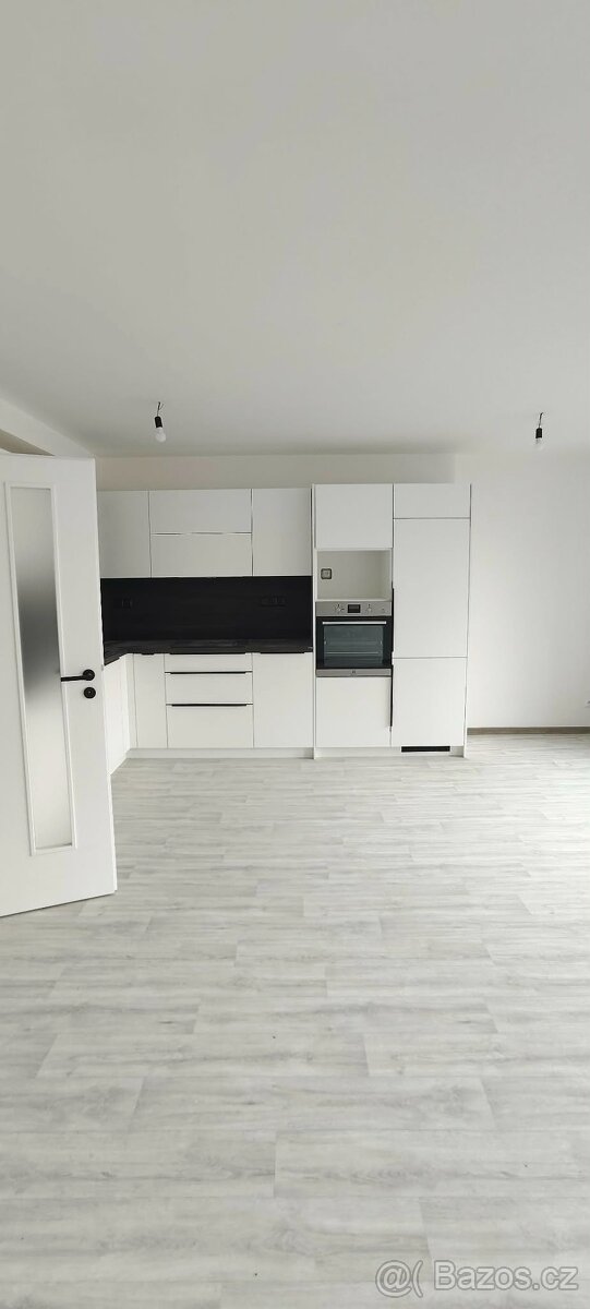 Pronájem bytu 3+kk Vyškov - 5