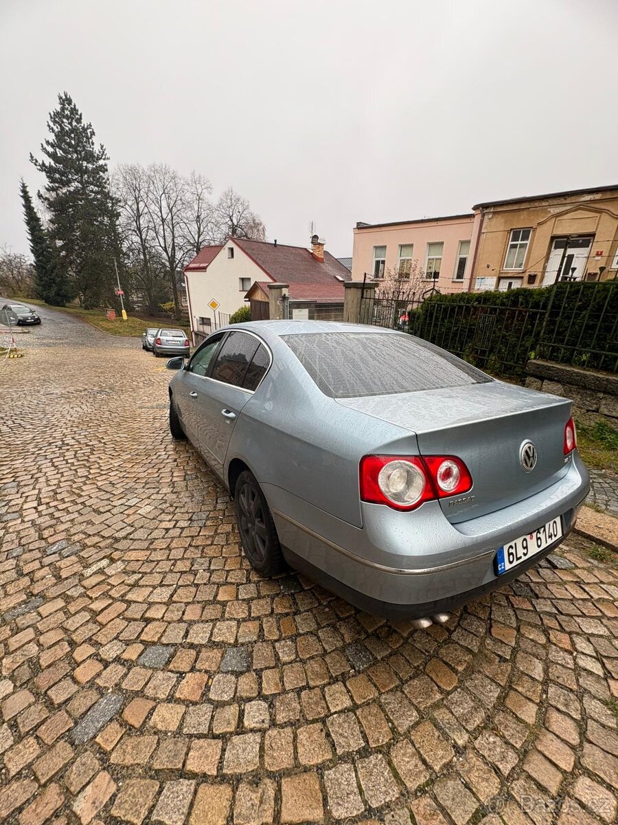 VOLKSWAGEN PASSAT B6 2.0 FSI - 5