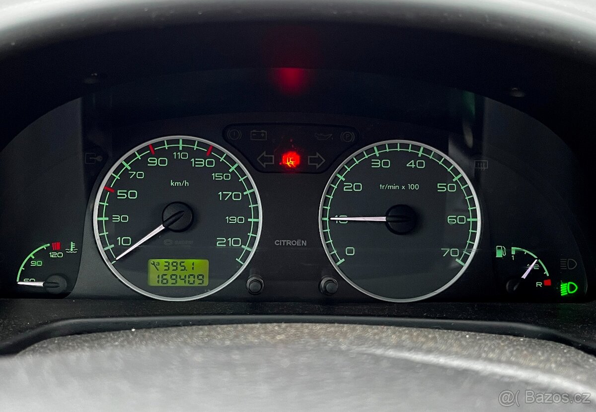 Citroën Xsara 1,4 ; benzín; r. v. 2004 - 5