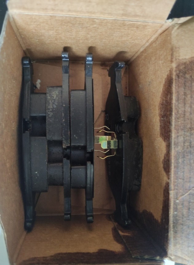 Brzdové destičky BMW rok 1981-1994-dvě sady - 5