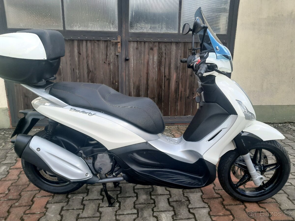 Piaggio Beverly 350i ABS, ASR - 5