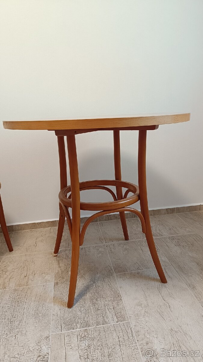 Stůl a židle TON - 5