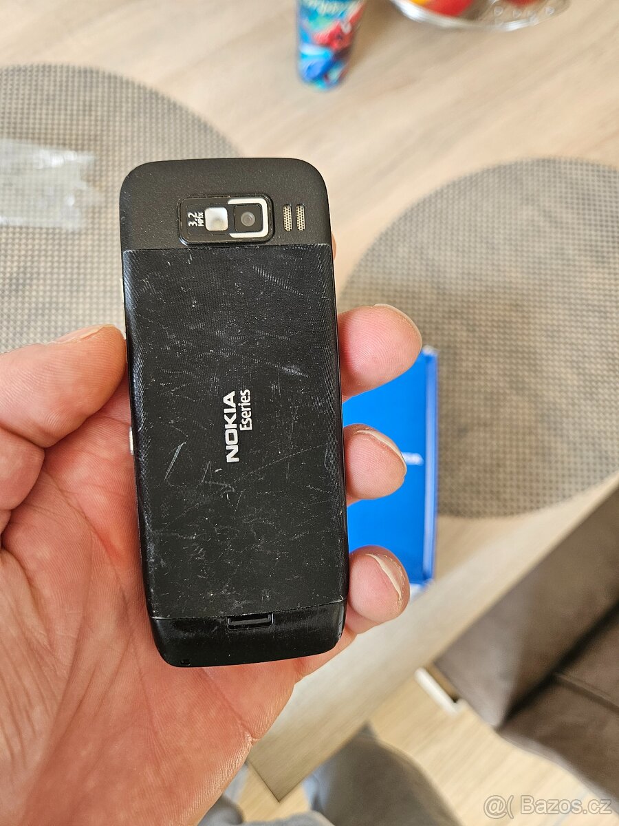 Nokia E52 krabicovka - 5
