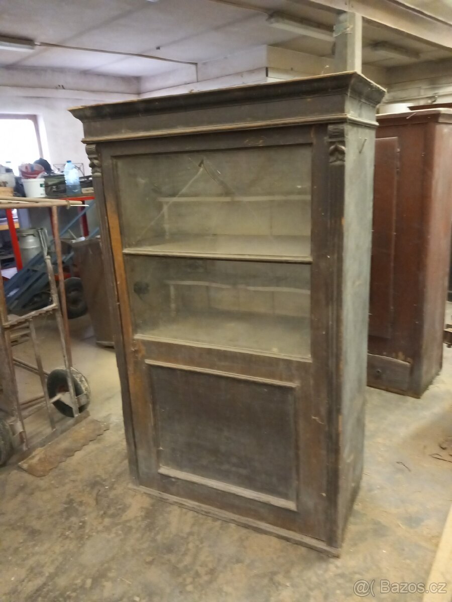 Starý nábytek - 5