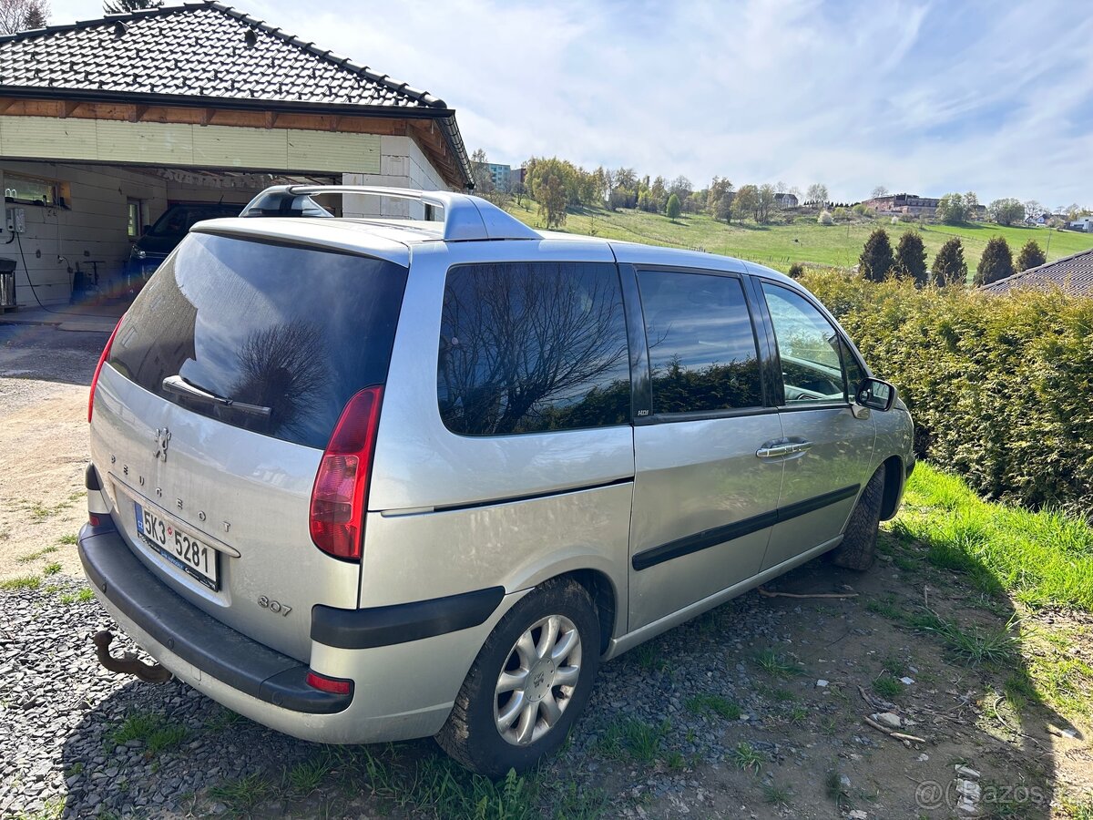 Peugeot 807 - 5