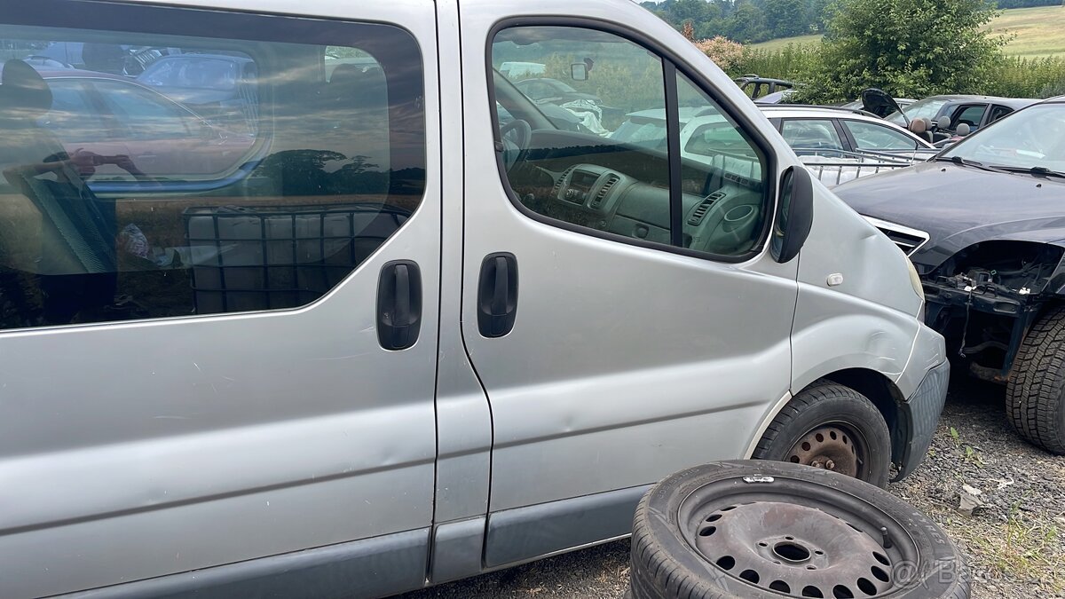 Renault trafic 2.0dci - 5