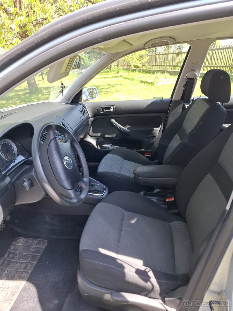 Volkswagen Golf IV 1.4 16V - 5