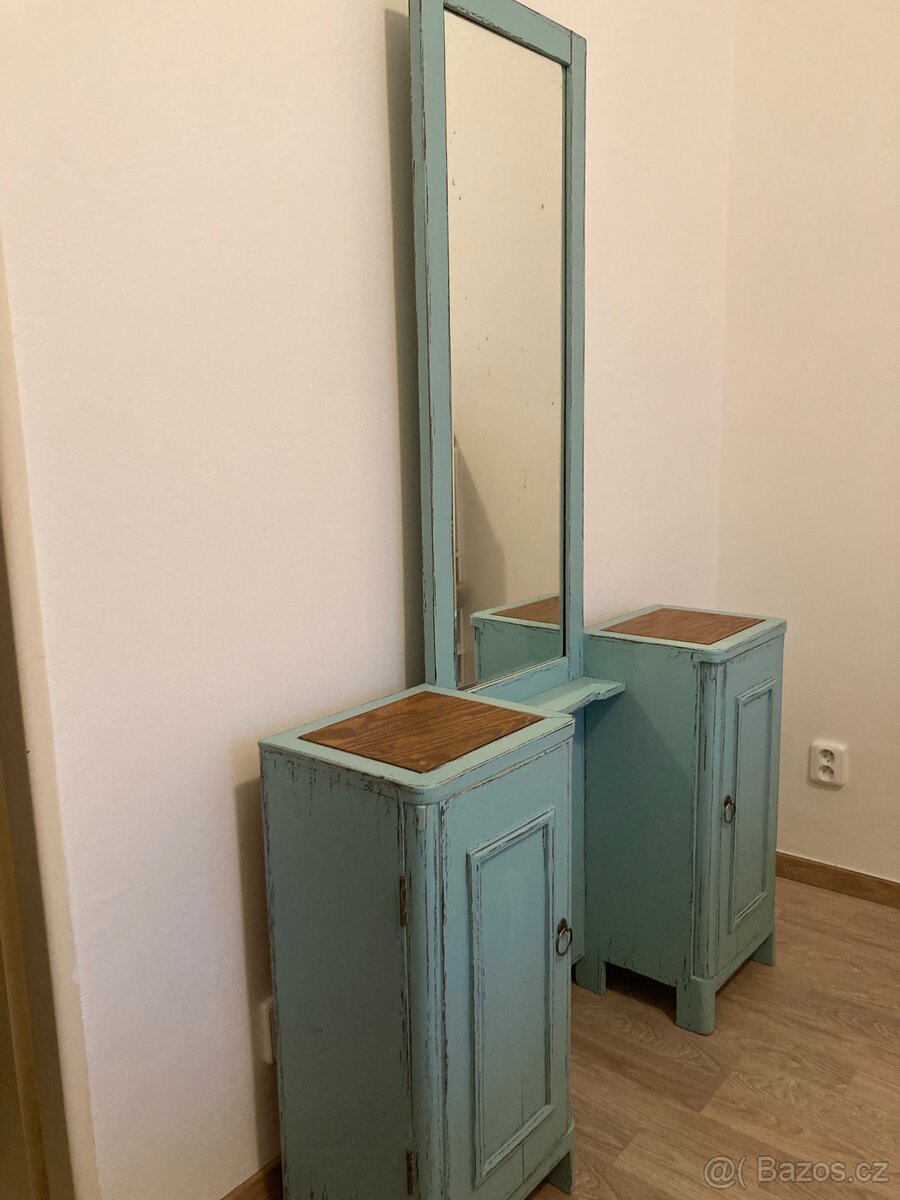 Toaletka se zrcadlem - 5