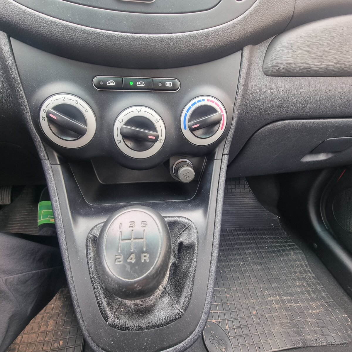 Hyundai i10 49kw - 5