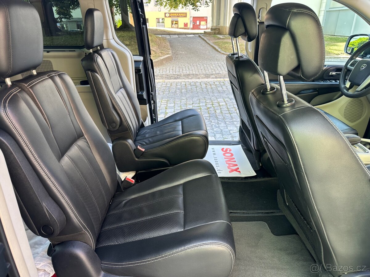 Lancia Voyager 3,6 pentastar r.2012 - 5