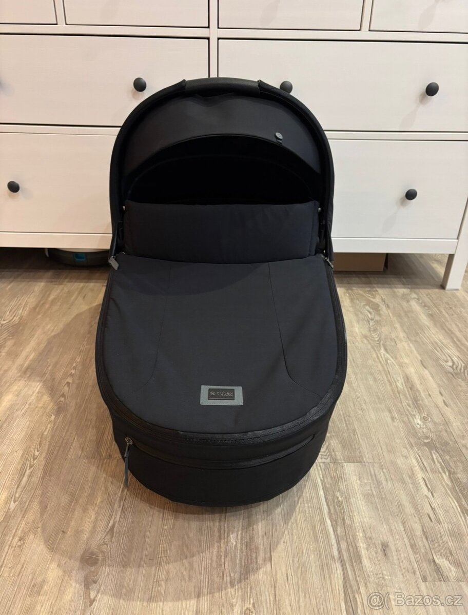 Cybex Priam Lux Carry Cot - Deep Black - 5