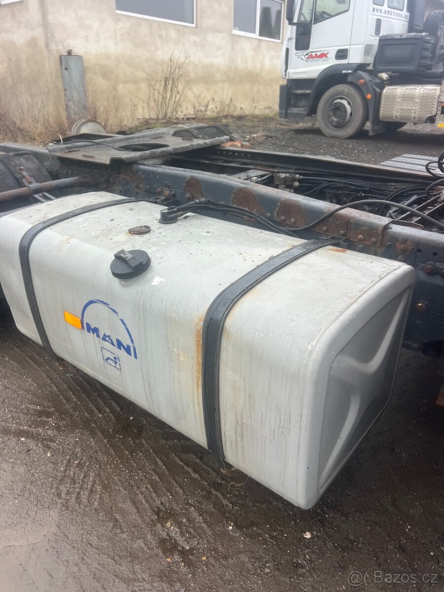 Man F2000 10.403 - 5