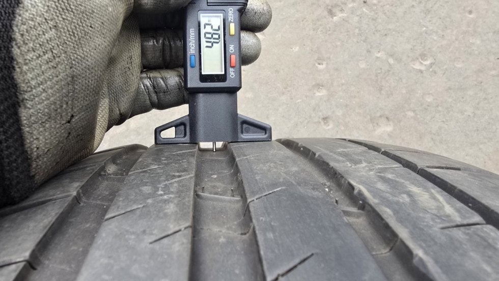 Letní pneumatiky 235/45/18 Michelin - 5