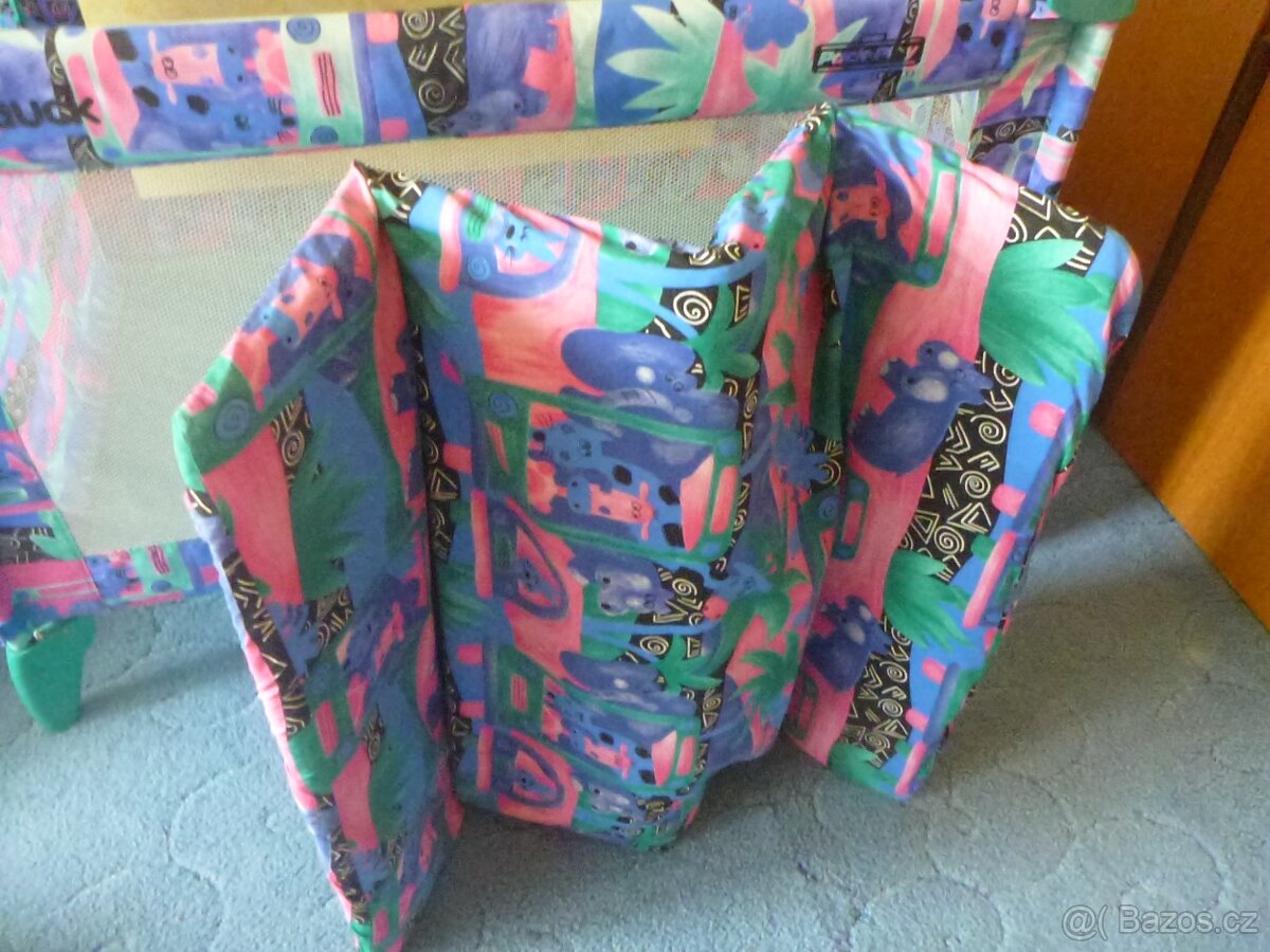 Prodám děts. skládací postýlku - 5