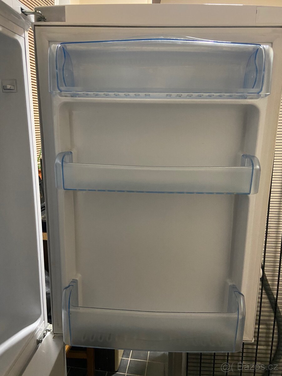 Kombinovaná lednice Beko - 5