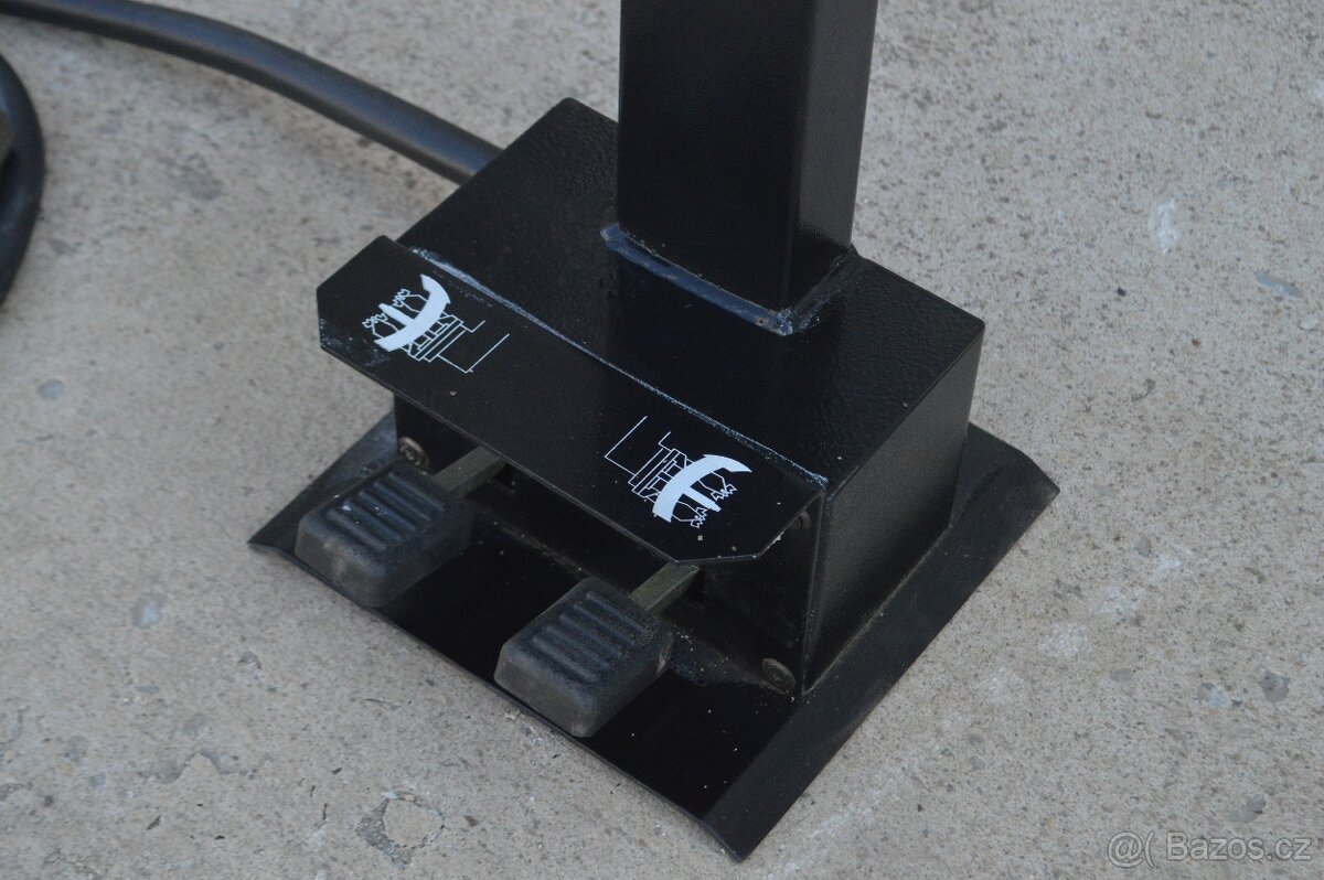 Nákladní zouvačka pneumatik do 56″ - 5