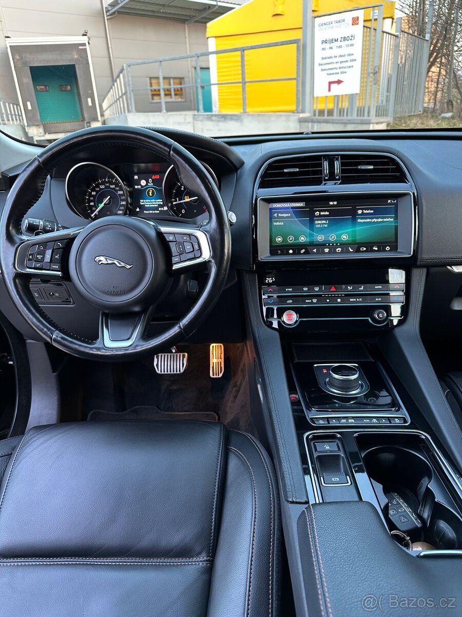 Jaguar F-Pace 25d AWD odpočet DPH - 5