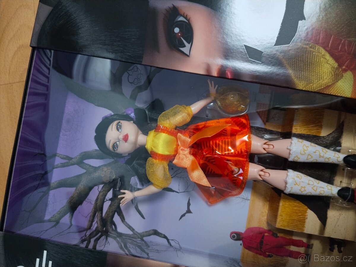 Monster high skullector Squid game Young Hee sběratelská pan - 5