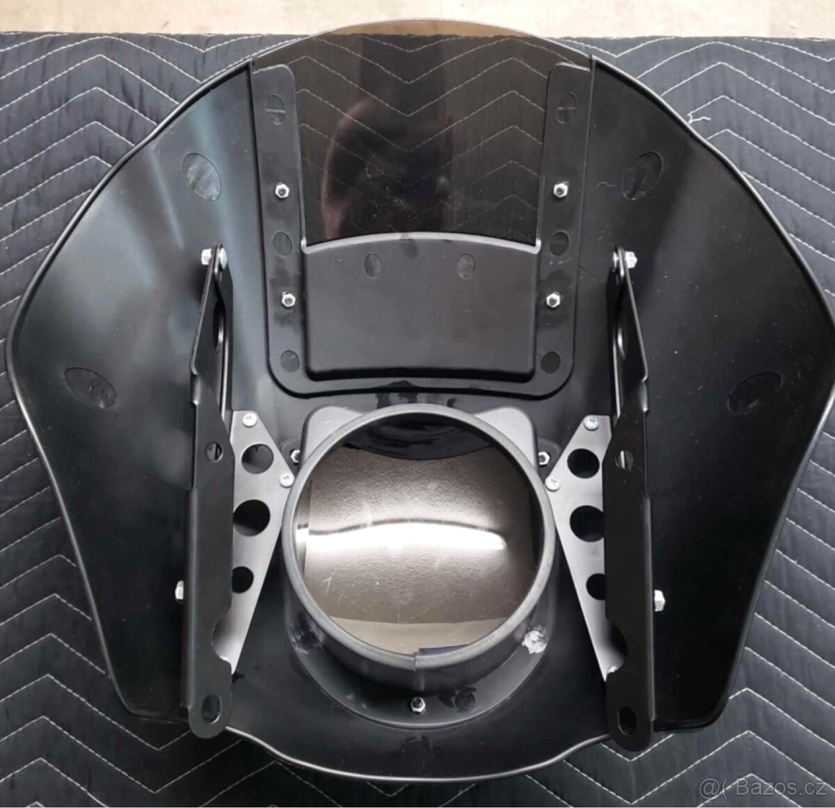 Harley - Davidson, přední maska. - 5