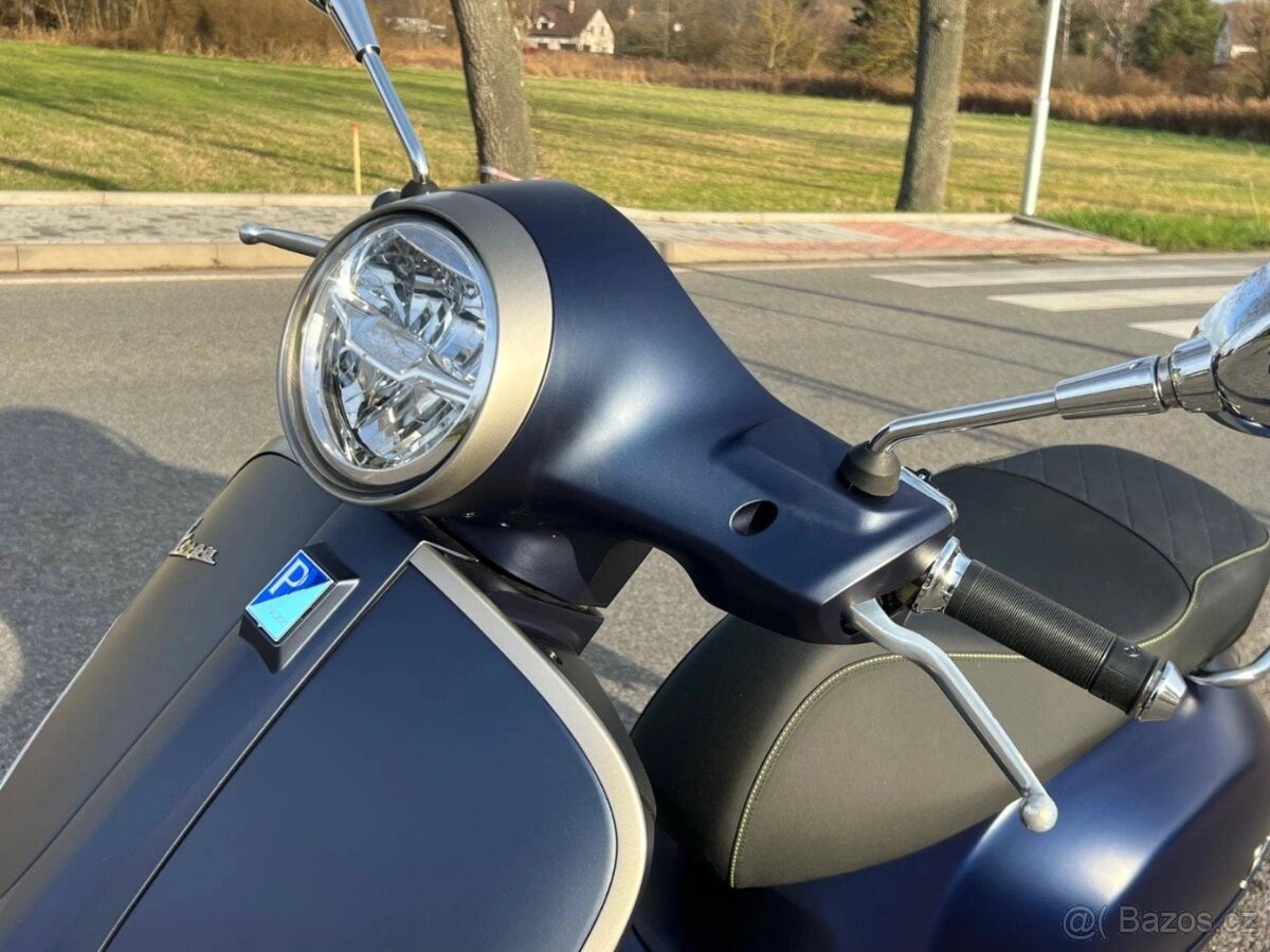 Vespa GTS 300 Super Tech ABS - 5