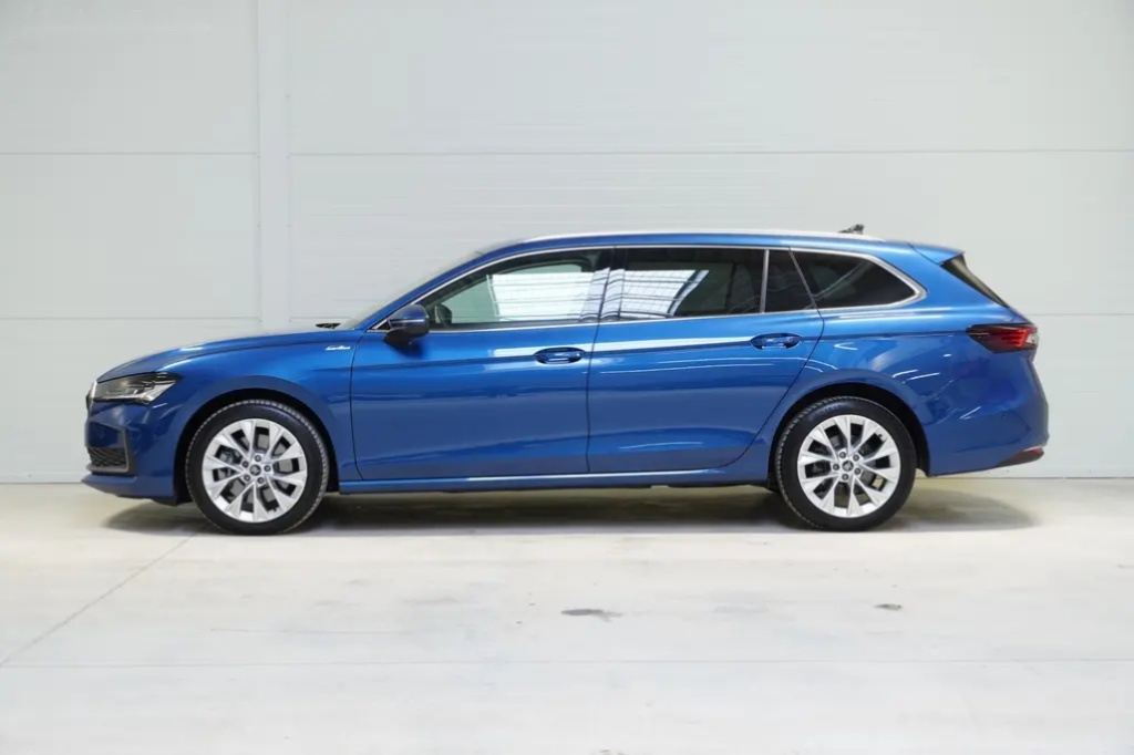 Škoda Superb, 2.0TDI,142KW,4x4,L&K,HUD,VENTI - 5