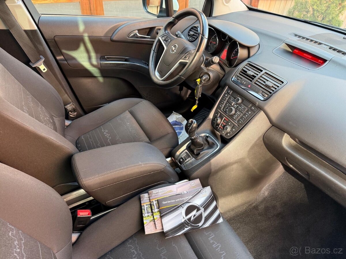 Opel Meriva 1,4i - 5