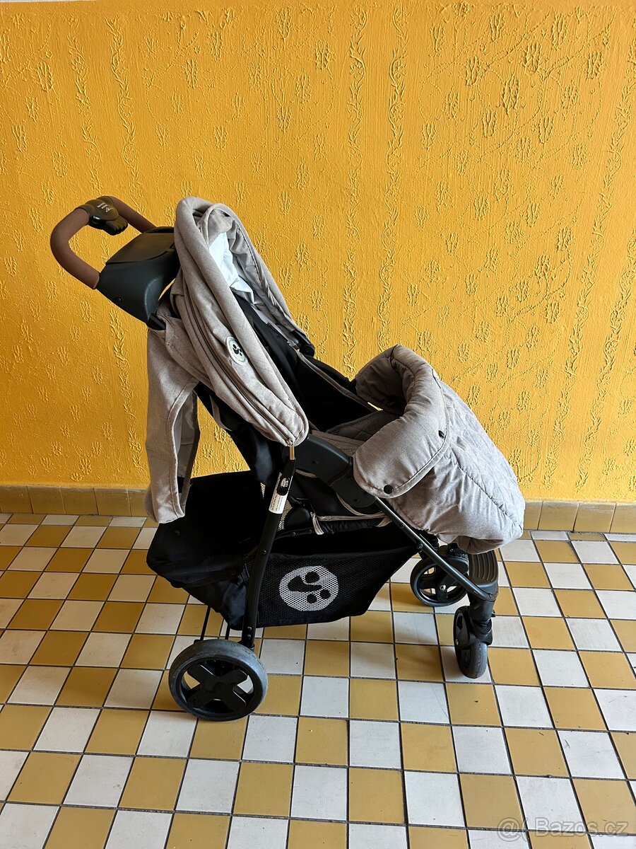 Dětský kočárek - 5