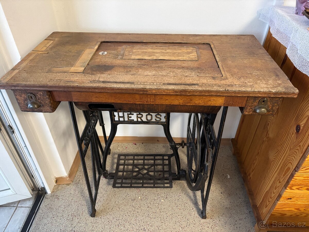 Šlapací šicí stroj Heros - 5