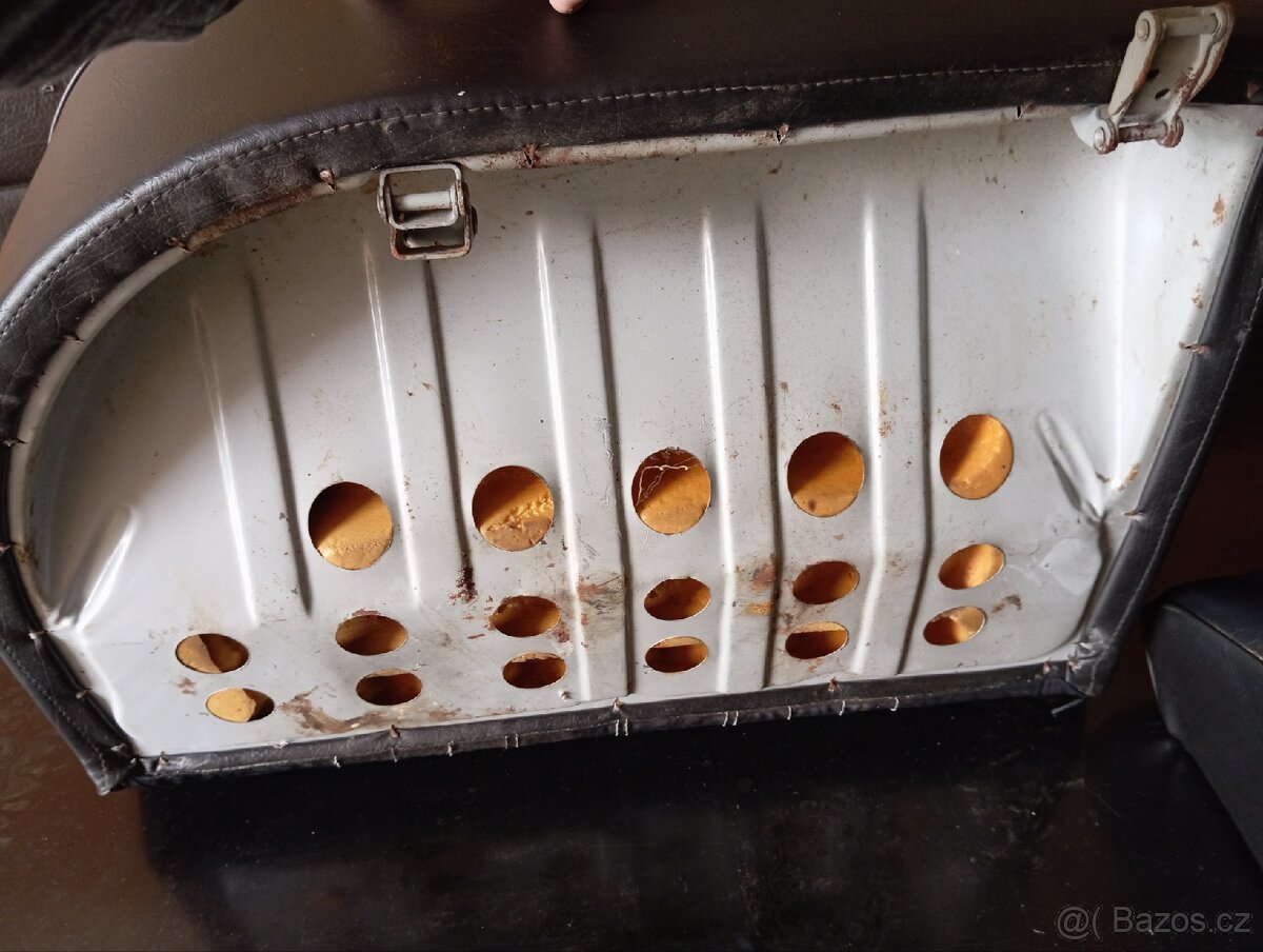 Zadné sedačky Škoda 120l - 5