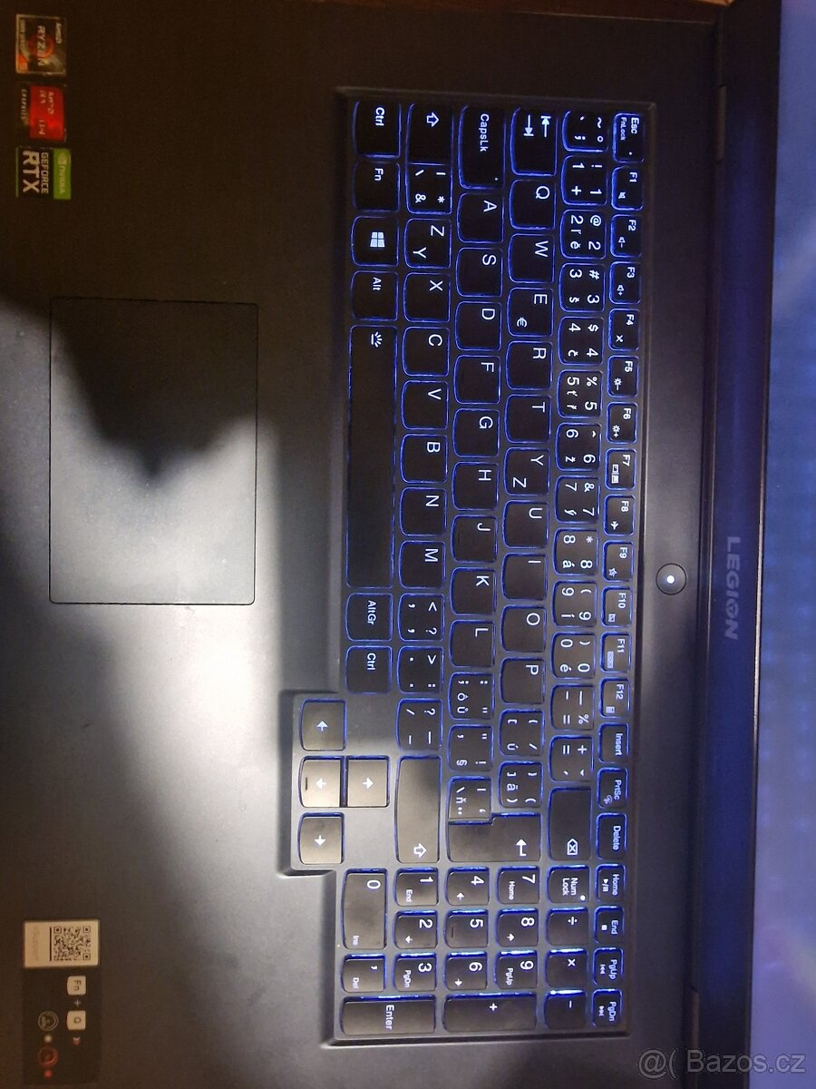 Lenovo Legion 5 • Ryzen 5 5600H • RTX 3050 • 16 GB RAM • 512 - 5