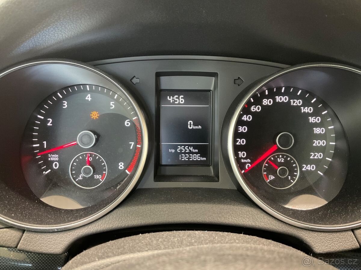 Volkswagen Golf 6 1.4Mpi 59KW COMFORTLINE 132 tis km 7/2009 - 5