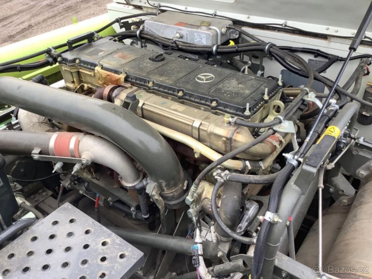 Claas lexion 6800 v 930 - 5