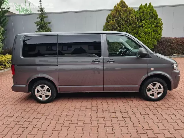VW Multivan T5 2.0 TDI 103kW,7.sedadel,Webasto,Tažné,Navi,Te - 5